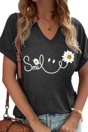 Women's Vintage Daisy Wildflowers V-Neck Cottagecore T-Shirt
